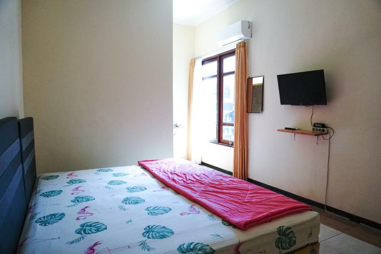 Green Surabaya Homey Екстер'єр фото