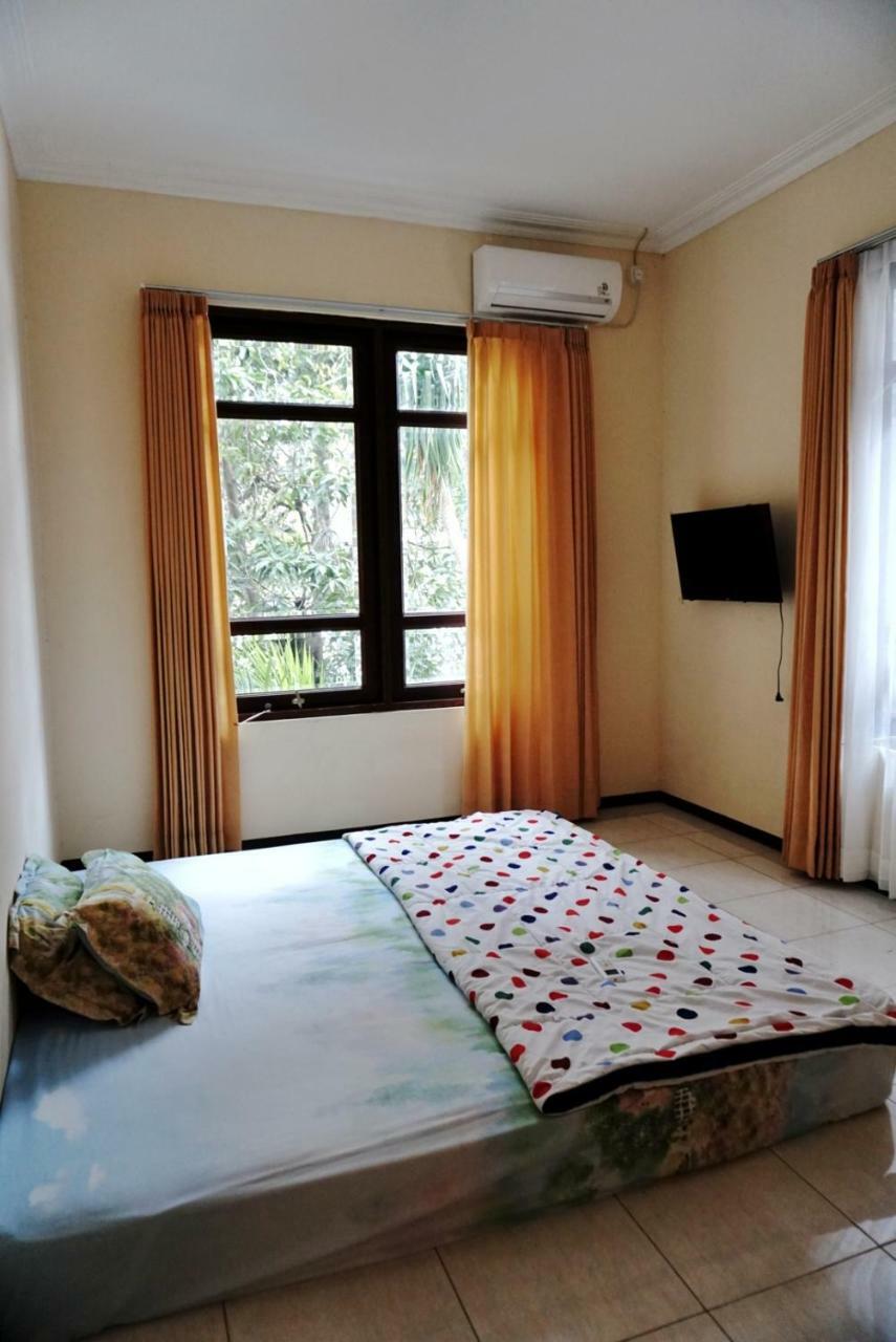 Green Surabaya Homey Екстер'єр фото