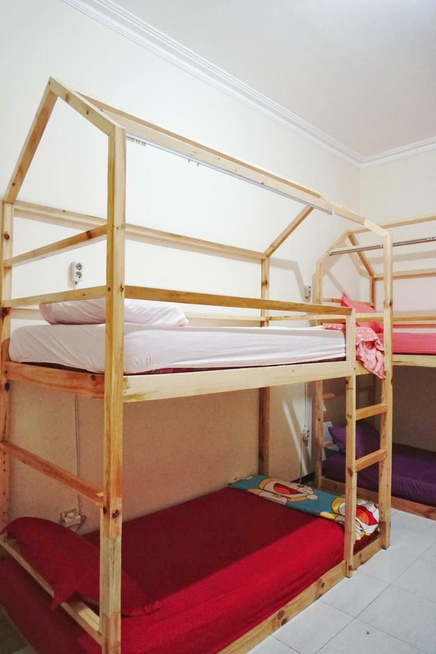 Green Surabaya Homey Екстер'єр фото