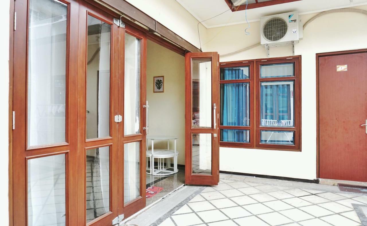 Green Surabaya Homey Екстер'єр фото