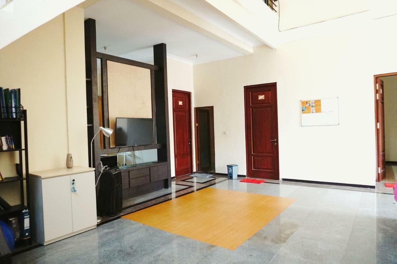 Green Surabaya Homey Екстер'єр фото